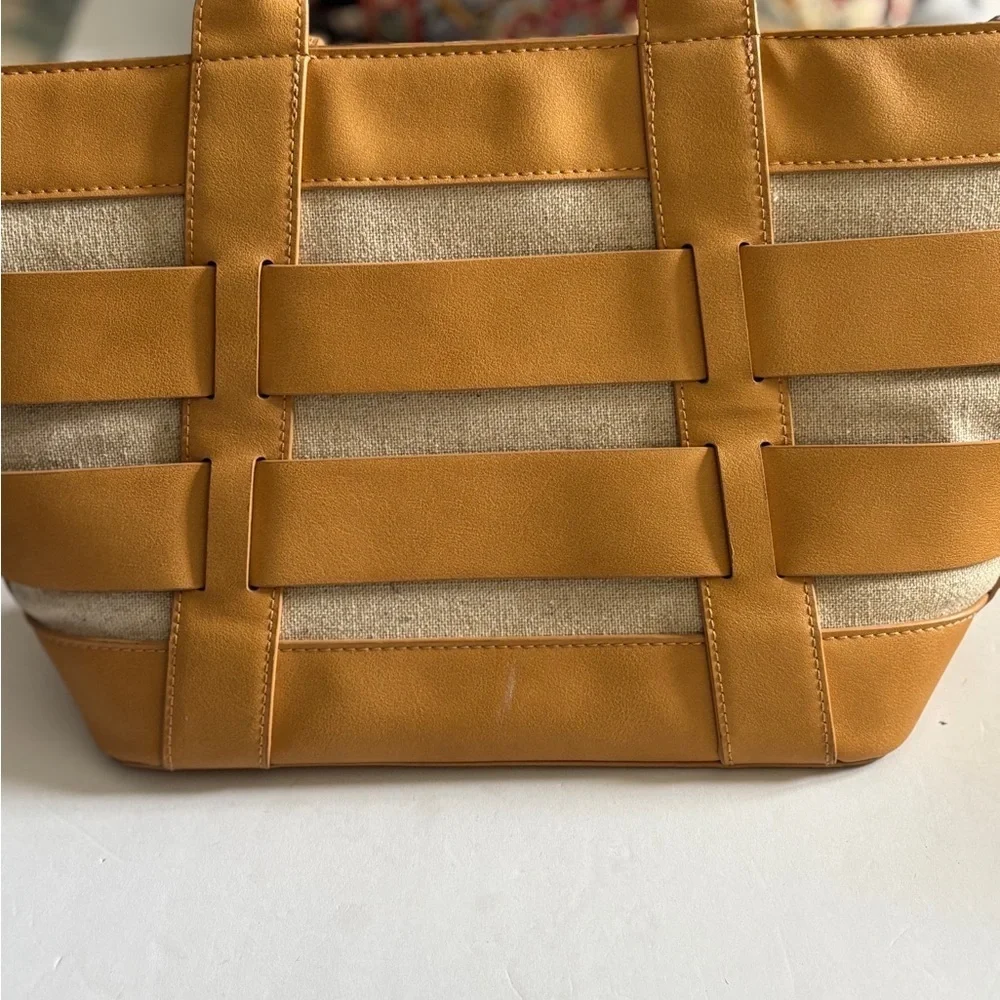 MIZTIQUE TAN NATURAL FAUX LEATHER AND CANVAS HAND BAG ZIP CLOSURE POCKET INSIDE
